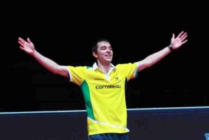 Hugo CALDERANO celebrates after beating Fan Zhendong 4/2